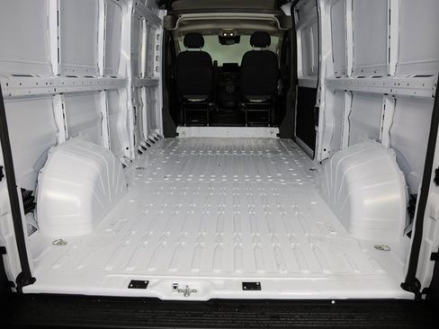 New 2026 RAM ProMaster 3500 w/ Quick Order Package 22G SLT image 9