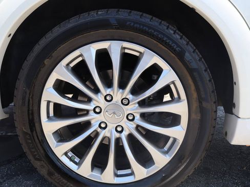 Used 2016 INFINITI QX80 4WD w/ Deluxe Technology Package image 45