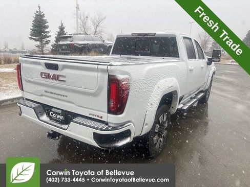 Used 2022 GMC Sierra 3500 AT4 w/ AT4 Preferred Package image 3