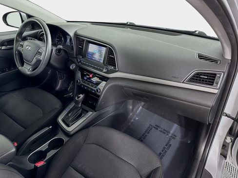 Used 2017 Hyundai Elantra Value Edition image 29