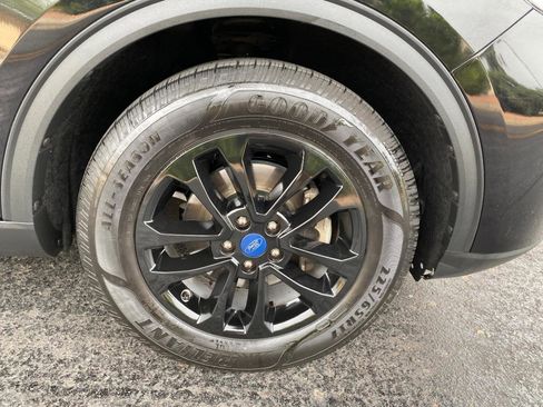 Used 2022 Ford Escape SE w/ Convenience Package FWD image 23