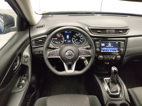 Used 2020 Nissan Rogue S FWD image 22