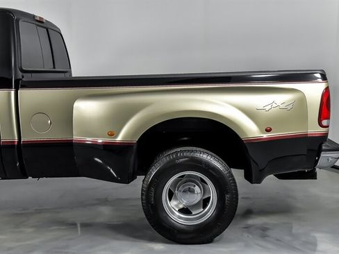 Used 2000 Ford F350 Lariat image 8