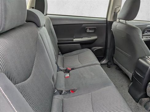 Used 2017 Toyota Prius V Three image 30