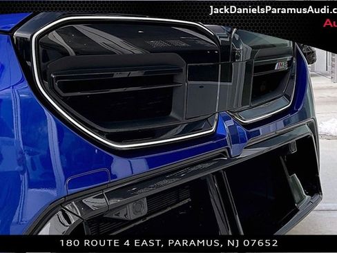 Used 2025 BMW M5 w/ Carbon Package image 21
