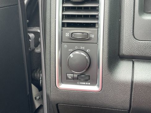Used 2024 RAM 1500 Classic SLT RWD image 28