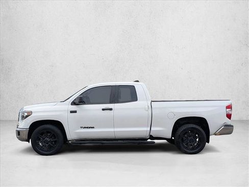 Used 2020 Toyota Tundra SR5 w/ SR5 Upgrade Package image 8