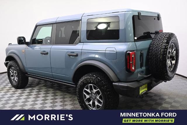 Certified 2025 Ford Bronco Badlands AWD/4WD image 3