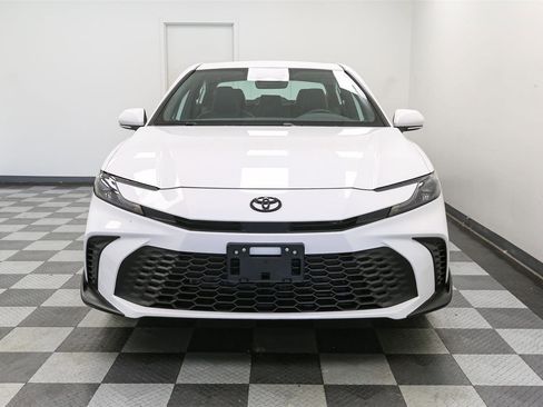 New 2026 Toyota Camry SE AWD/4WD image 3