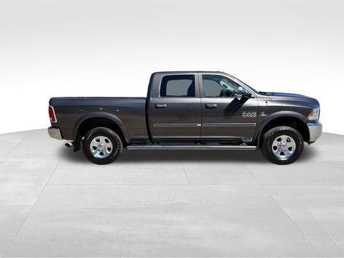 Used 2017 RAM 2500 Laramie AWD/4WD image 2