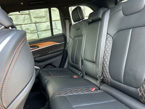 Certified 2022 Jeep Grand Cherokee Summit image 9