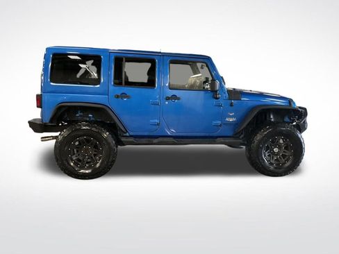 Used 2014 Jeep Wrangler Unlimited Sahara w/ Dual Top Group image 7