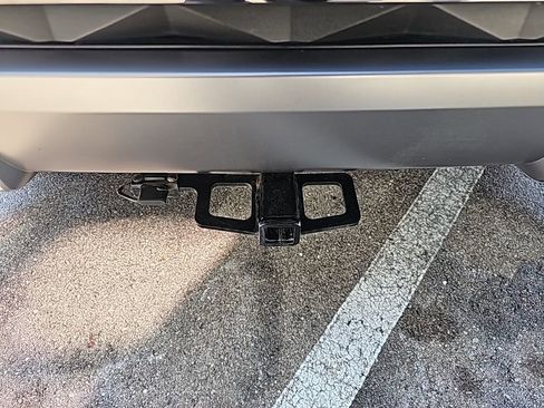 Used 2024 Hyundai Tucson Limited image 37