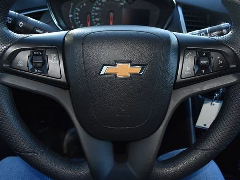 Used 2020 Chevrolet Trax LS w/ Tint and Cruise Package image 18