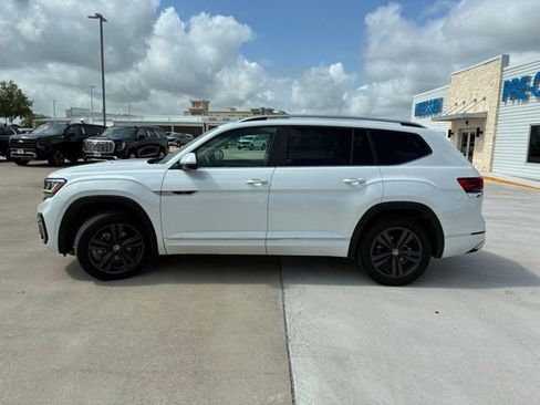 Used 2022 Volkswagen Atlas SEL R-Line AWD/4WD image 6