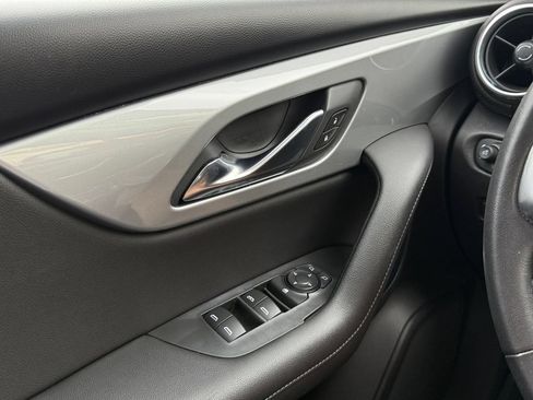 Used 2020 Chevrolet Blazer LT AWD/4WD image 20