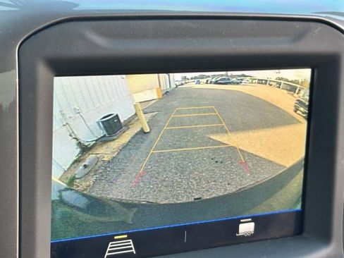 Used 2021 Chevrolet Silverado 1500 Custom Trail Boss w/ Safety Confidence Package image 9