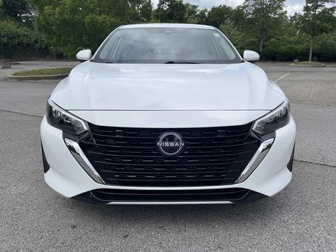 Certified 2025 Nissan Sentra SV w/ All-Weather Package FWD image 8