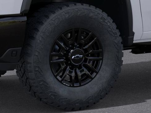 New 2026 Chevrolet Silverado 2500 ZR2 AWD/4WD image 9