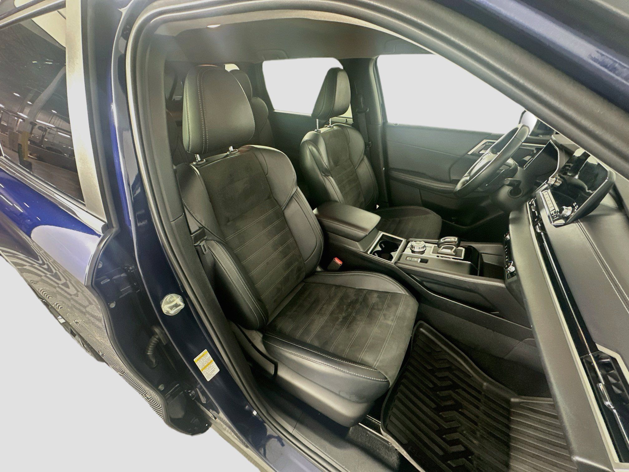 Used 2024 Mitsubishi Outlander SE AWD/4WD image 34