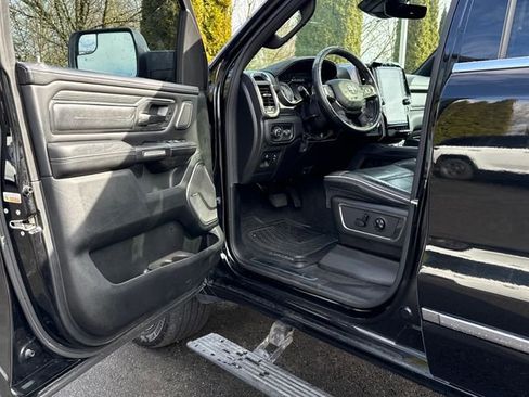 Used 2019 RAM 1500 Limited image 31