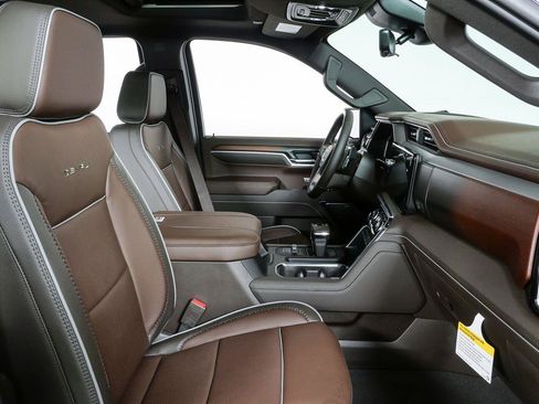 New 2026 GMC Sierra 1500 Denali AWD/4WD image 23