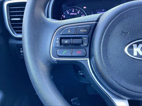 Used 2018 Kia Sportage LX w/ LX Technology Package image 23