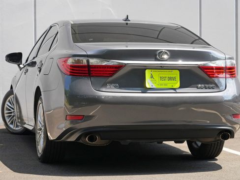 Used 2013 Lexus ES 350 w/ Luxury Pkg FWD image 5