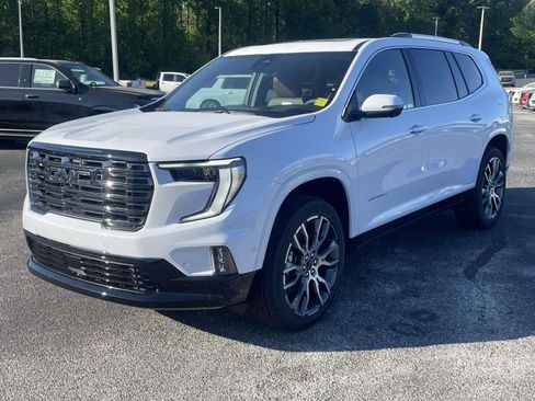 New 2026 GMC Acadia Denali Ultimate w/ LPO, Floor Liner Package FWD image 3