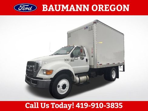 Used 2015 Ford F750 2WD Regular Cab Super Duty image 5