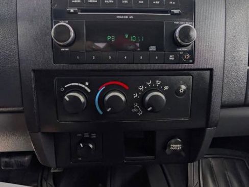 Used 2011 Dodge Dakota Big Horn w/ Trailer Tow Group AWD/4WD image 19