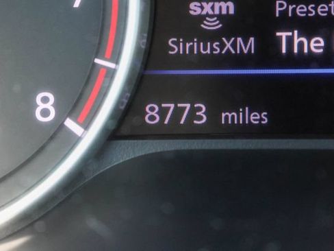 Used 2024 Nissan Sentra SR w/ SR Premium Package FWD image 29