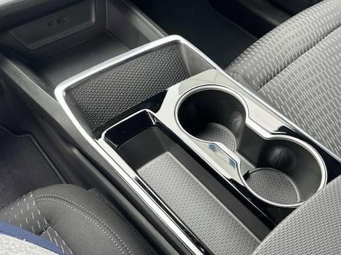 New 2025 Chevrolet Equinox LT image 16