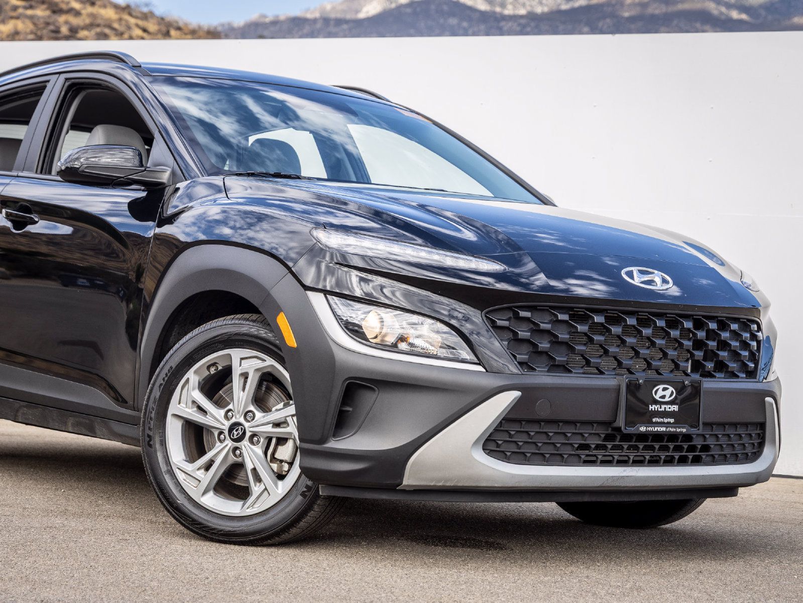 Used 2023 Hyundai Kona SEL AWD/4WD image 7