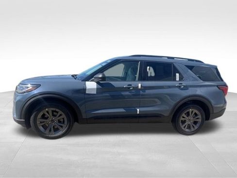New 2026 Ford Explorer Active w/ Active Comfort Package AWD/4WD image 12