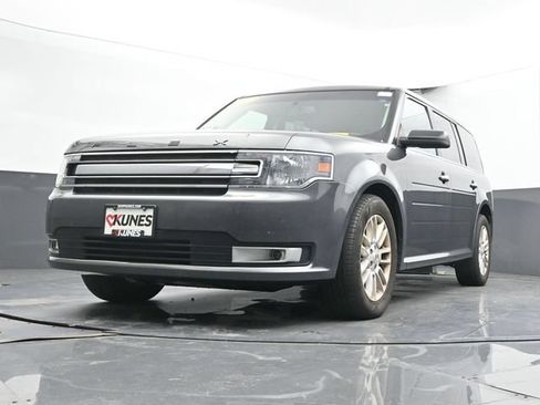 Used 2016 Ford Flex SEL FWD image 26