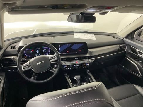 Used 2025 Kia Telluride S AWD/4WD image 22