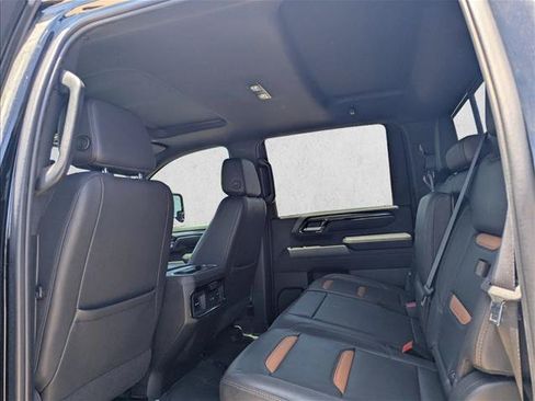 Used 2024 GMC Sierra 2500 AT4 w/ AT4 Premium Plus Package AWD/4WD image 13