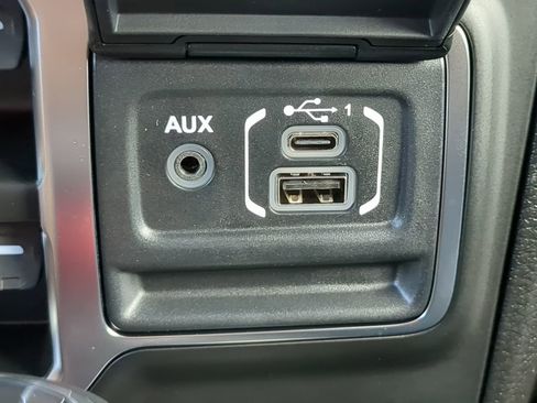 New 2025 Jeep Wrangler Sahara image 20