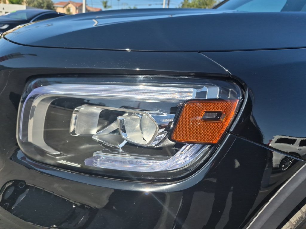 Used 2023 Mercedes-Benz GLB 250 image 9