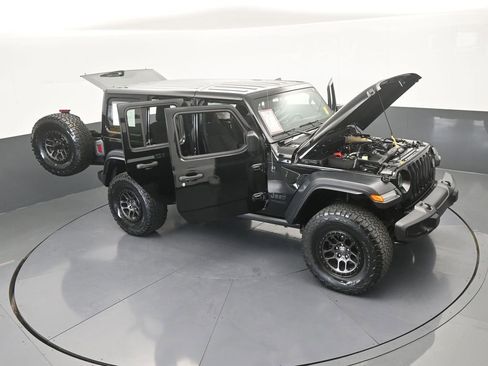 Used 2022 Jeep Wrangler Unlimited Sport w/ Xtreme Recon 35" Tire Package AWD/4WD image 71