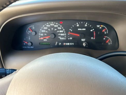 Used 2004 Ford Excursion Limited AWD/4WD image 25