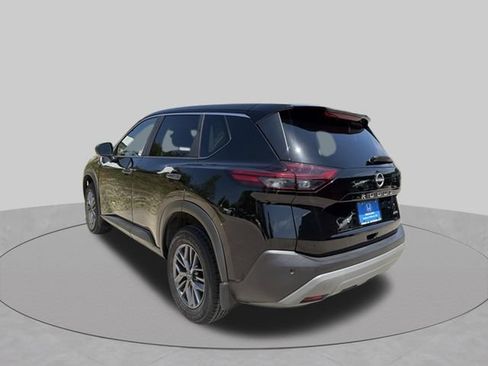 Used 2023 Nissan Rogue S AWD/4WD image 3