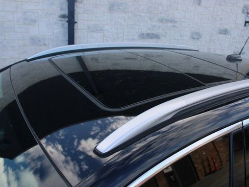 Used 2022 Buick Encore GX Essence w/ Experience Buick Package image 4