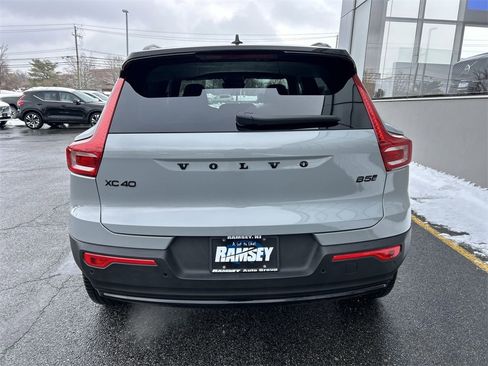 New 2026 Volvo XC40 B5 Ultra w/ Climate Package image 26