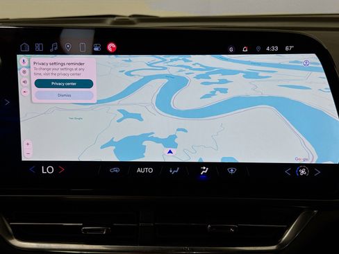 Used 2025 Chevrolet Equinox EV LT image 13