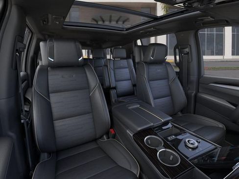 New 2026 Cadillac Escalade ESV Luxury w/ Touring Package AWD/4WD image 16