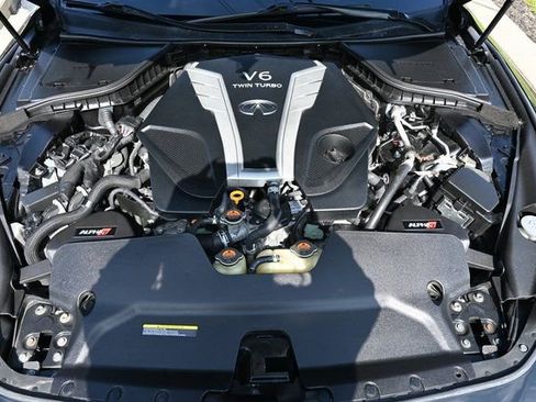 Used 2018 INFINITI Q60 3.0t Luxe image 15