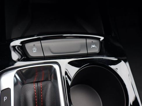 New 2026 Chevrolet Trax RS w/ Sunroof Package image 10