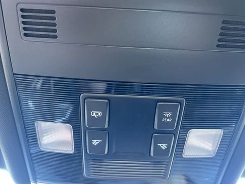 Used 2024 Volkswagen Jetta Sport image 35